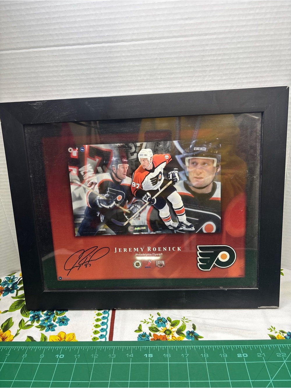 Framed Black Sports Print Jeremy Roenick Philadelphia Flyers NHL Fan Merch